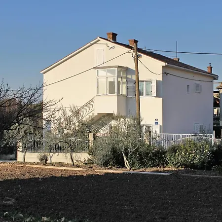 By The Sea Kastel Stari, - 6059 *